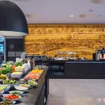 Q Hotel Plus Krakow